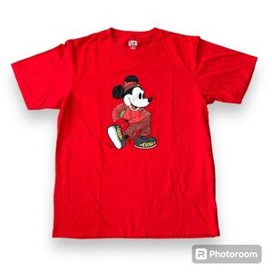 Chinese New Year UT Uniqlo x Disney Mickey Mouse Red Shirt Men’s Medium